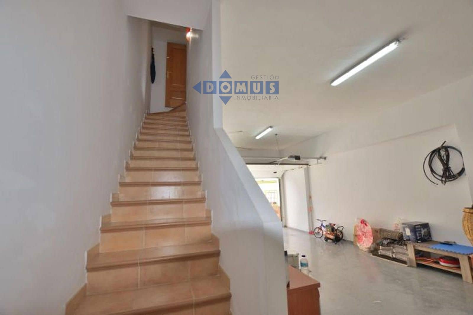 3 chambre Maison de Ville à vendre à Benaojan avec piscine garage - 179 900 € (Ref: 9895467)