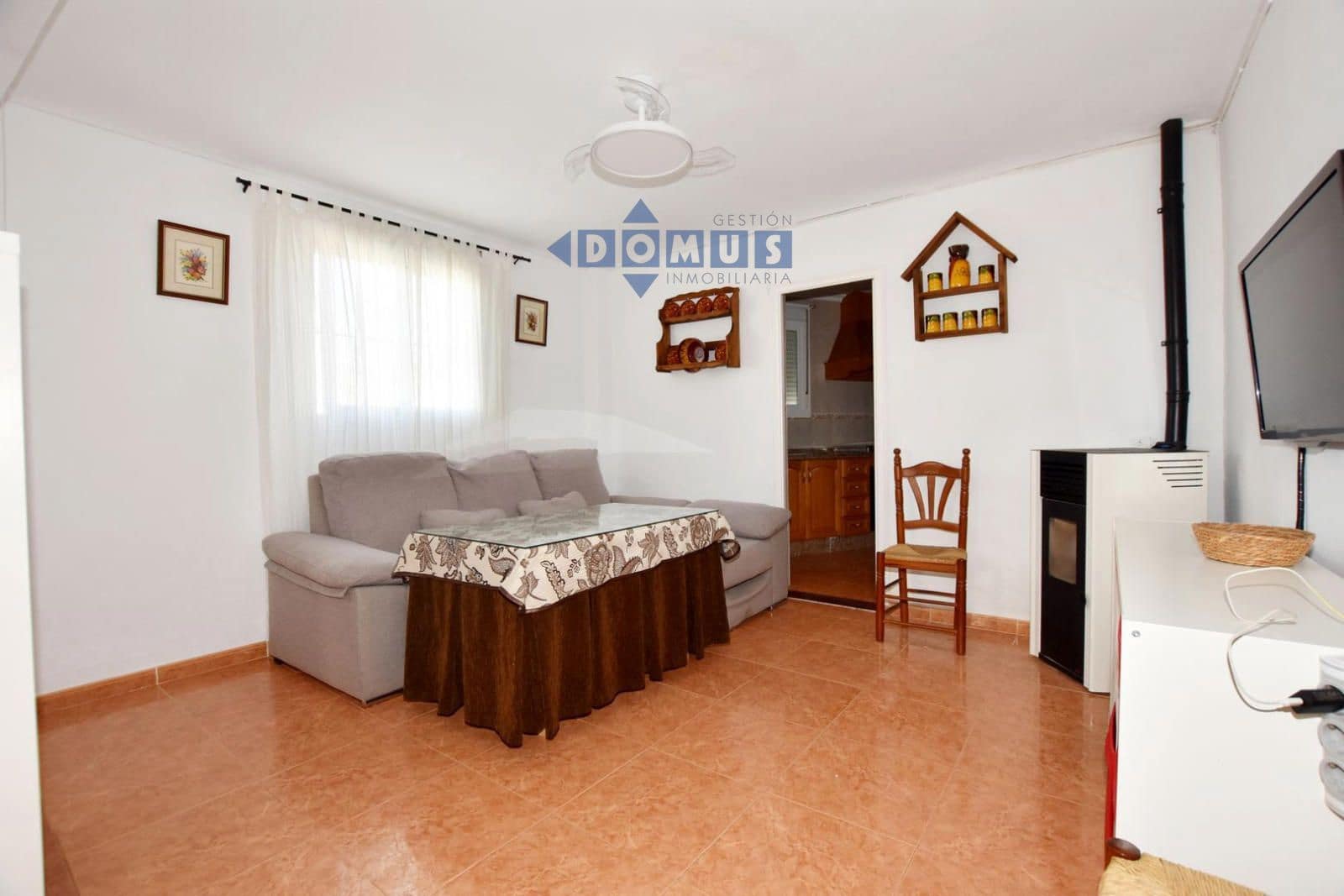 2 bedroom Villa for sale in Cuevas del Becerro - € 110,000 (Ref: 9924845)