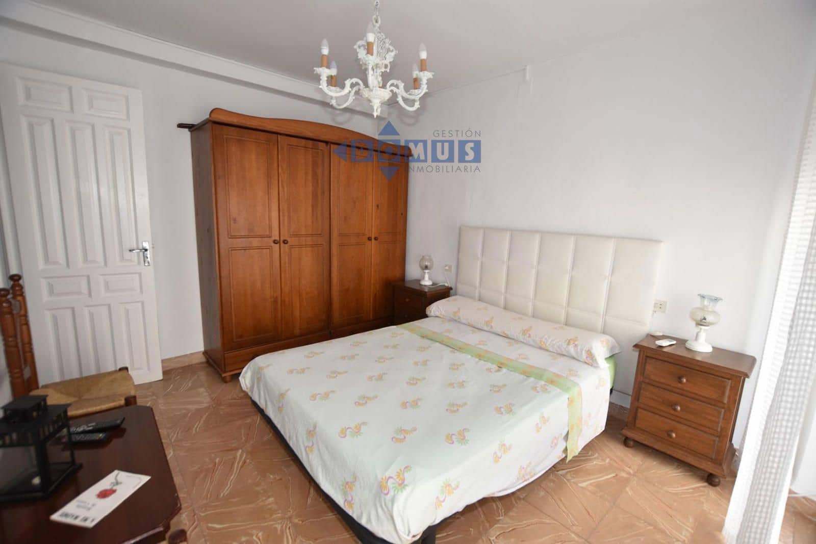 2 bedroom Villa for sale in Cuevas del Becerro - € 110,000 (Ref: 9924845)