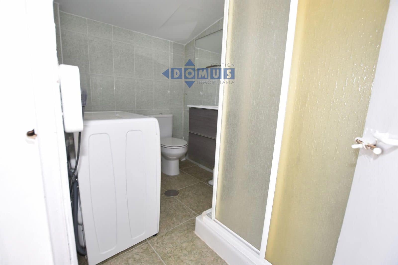 2 bedroom Villa for sale in Cuevas del Becerro - € 110,000 (Ref: 9924845)
