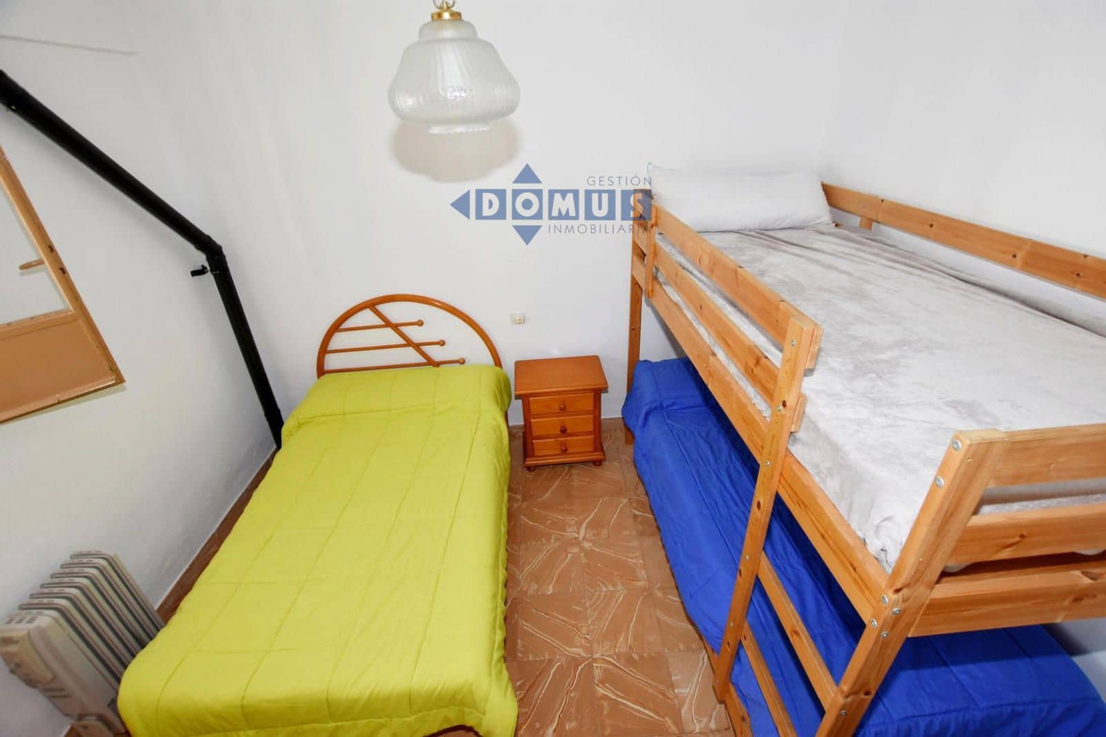 2 bedroom Villa for sale in Cuevas del Becerro - € 110,000 (Ref: 9924845)