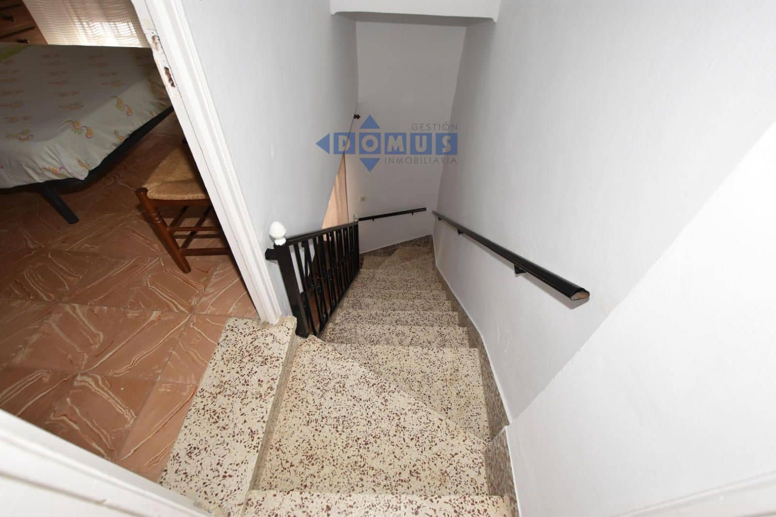 2 bedroom Villa for sale in Cuevas del Becerro - € 110,000 (Ref: 9924845)