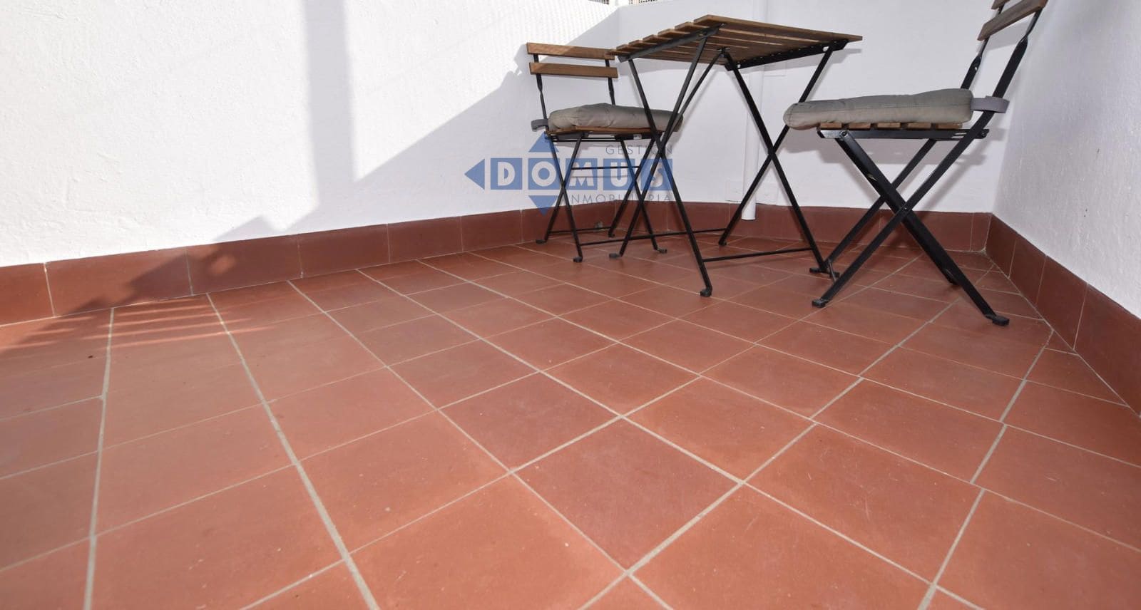 2 bedroom Villa for sale in Cuevas del Becerro - € 110,000 (Ref: 9924845)
