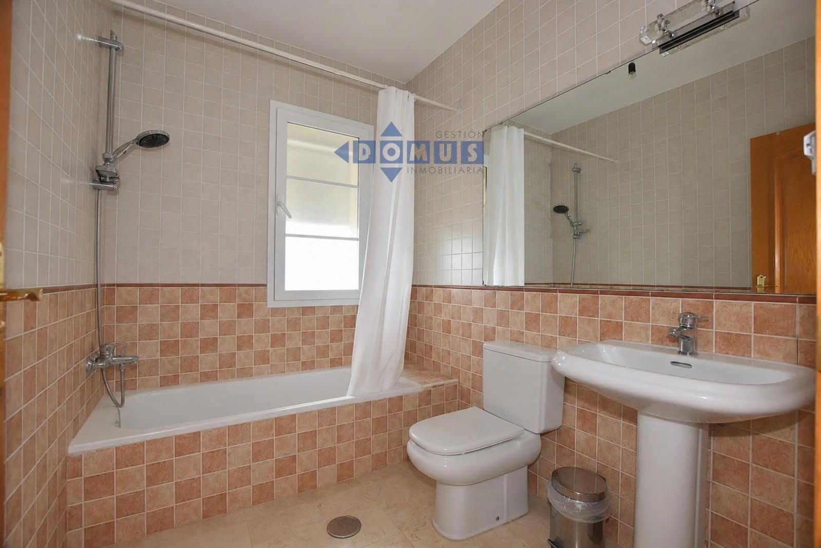 4 soverom Villa til salgs i Ronda med svømmebasseng garasje - € 370 000 (Ref: 9935176)