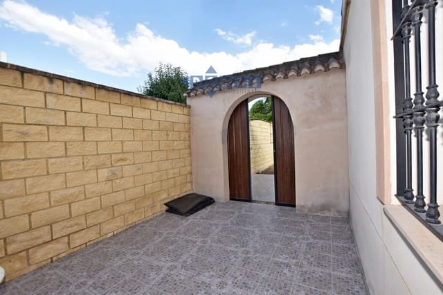 4 soverom Villa til salgs i Ronda med svømmebasseng garasje - € 370 000 (Ref: 9935176)