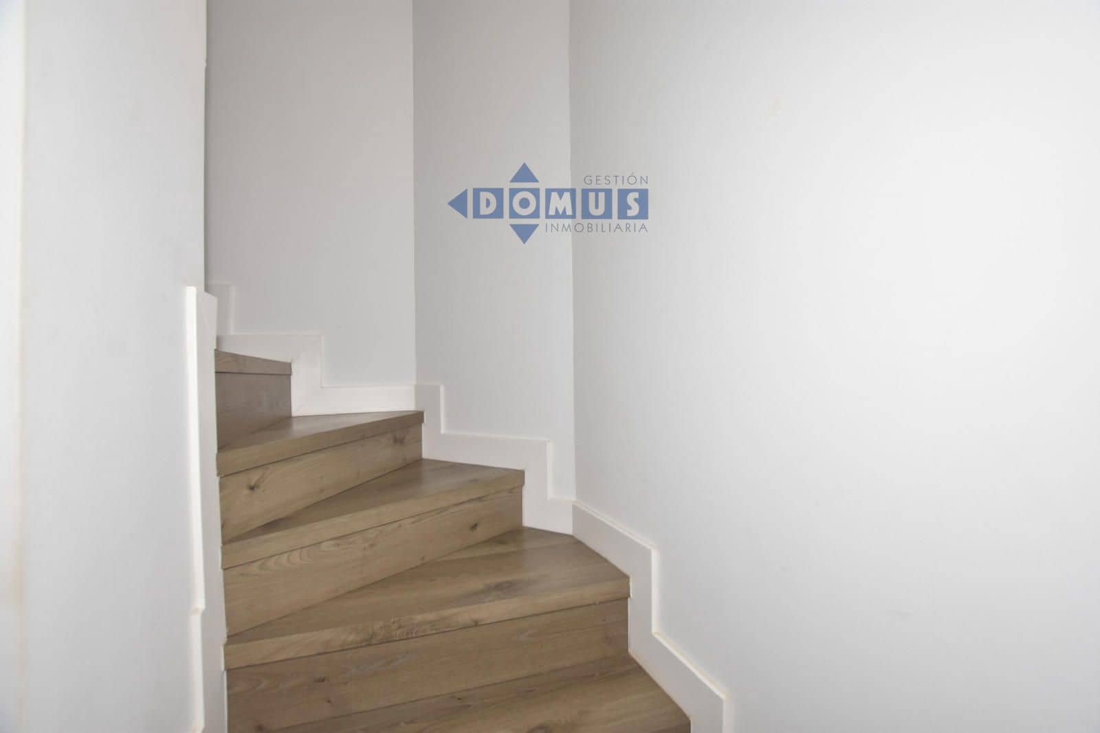 3 bedroom Townhouse for sale in Ronda with garage - € 380,000 (Ref: 9935271)