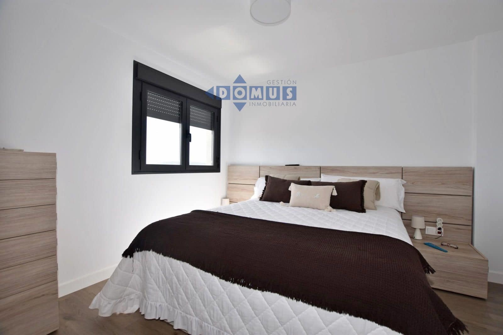 3 bedroom Townhouse for sale in Ronda with garage - € 380,000 (Ref: 9935271)