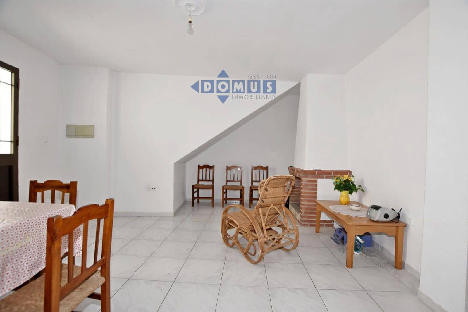 Piso de 2 habitaciones en Algatocín en venta - 54.000 € (Ref: 9946818)