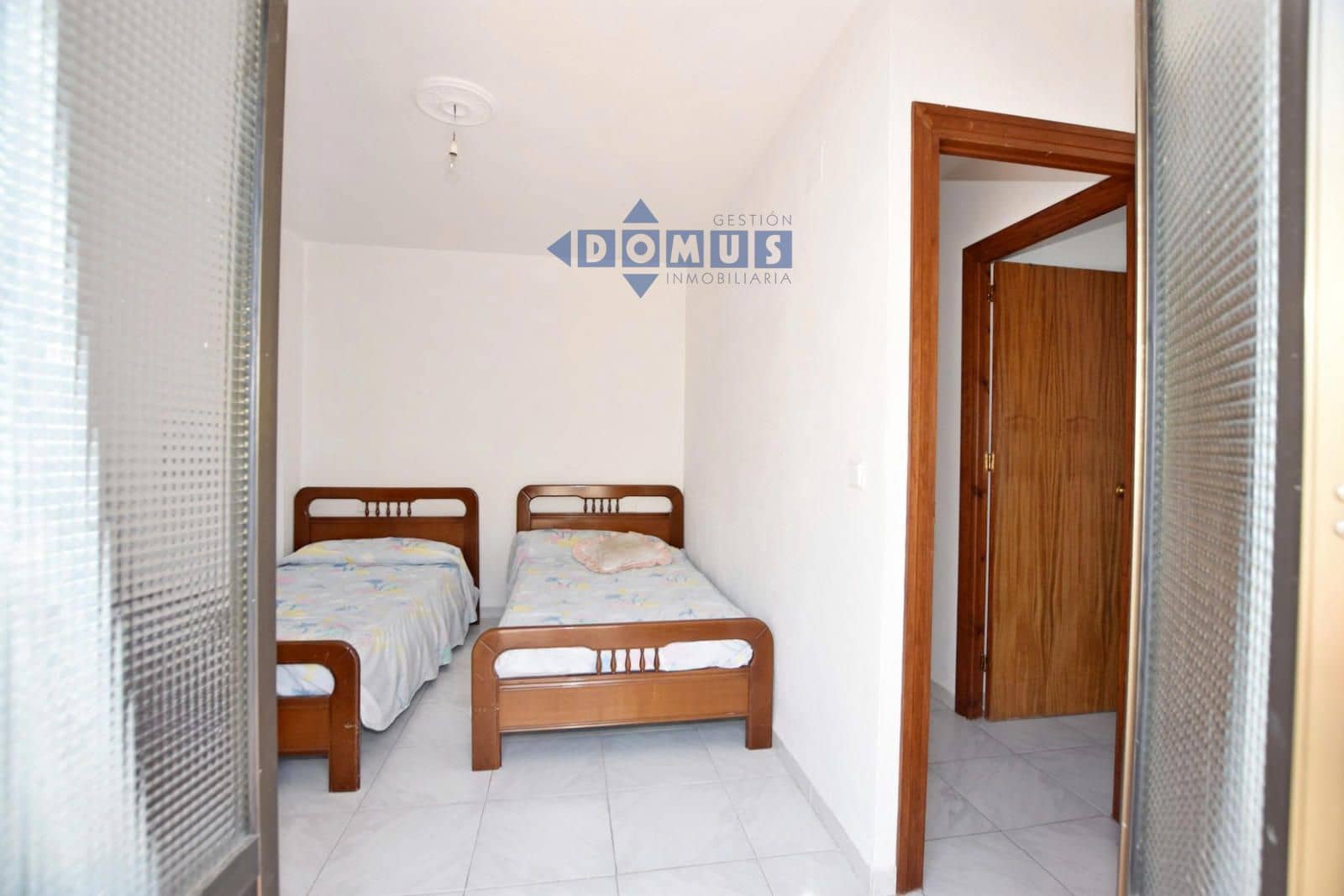 Piso de 2 habitaciones en Algatocín en venta - 54.000 € (Ref: 9946818)