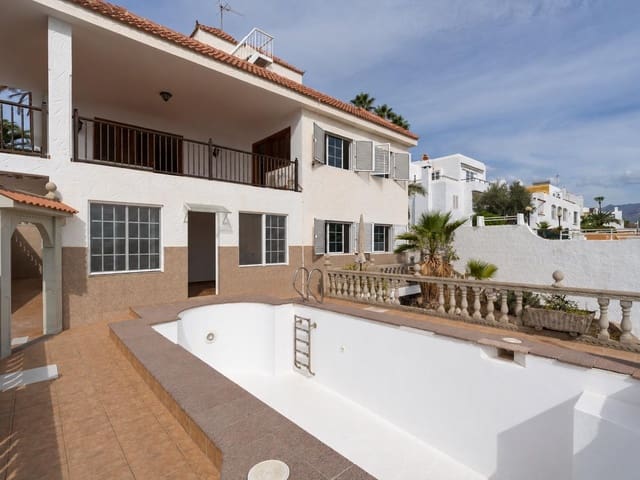 5 sypialnia Willa na sprzedaż w Montaña la Data, San Bartolomé de Tirajana z basenem garażem - 750 000 € (Ref: 10173882)
