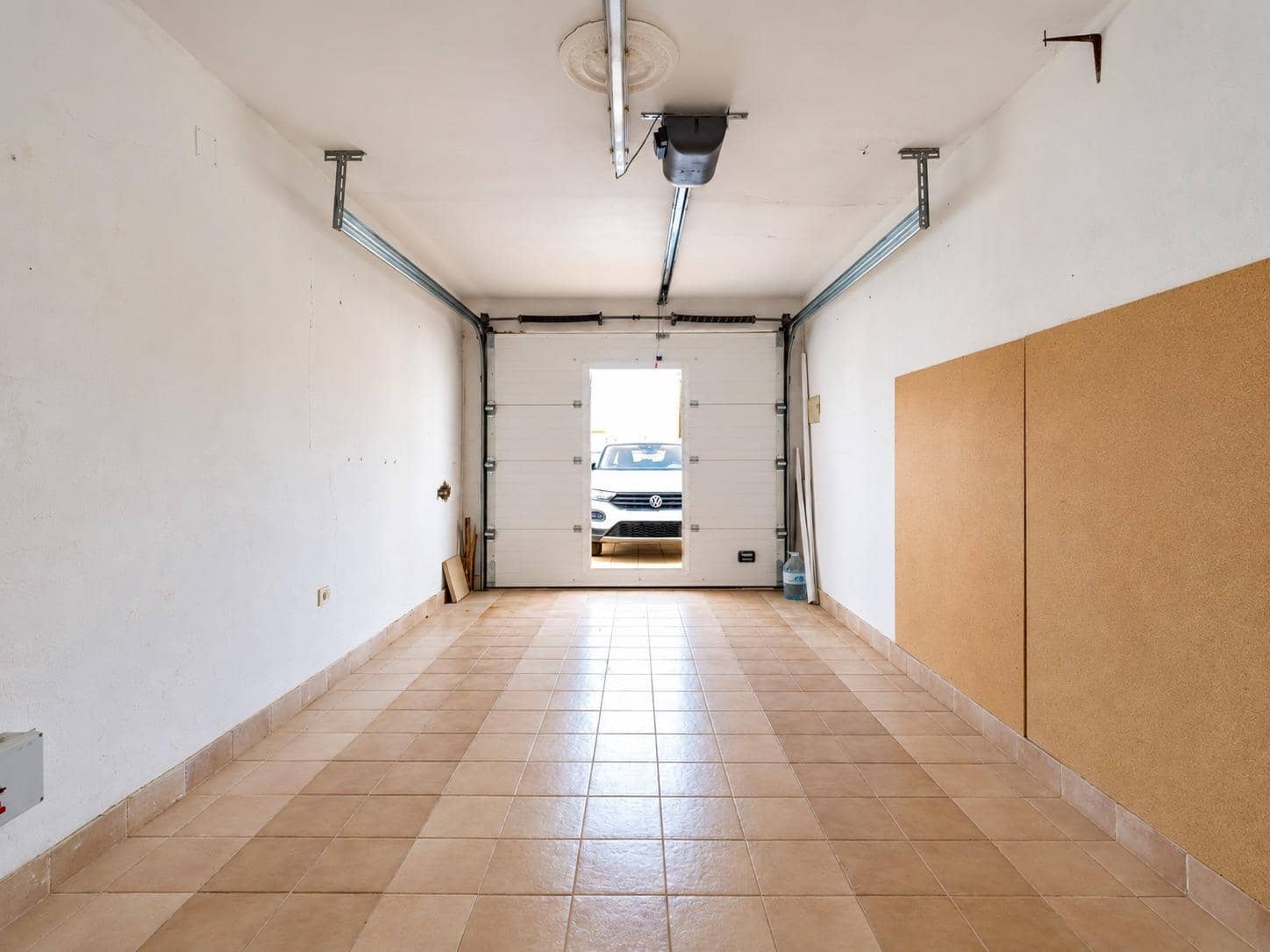 5 bedroom Villa for sale in Montana la Data with pool garage - € 750,000 (Ref: 10173882)