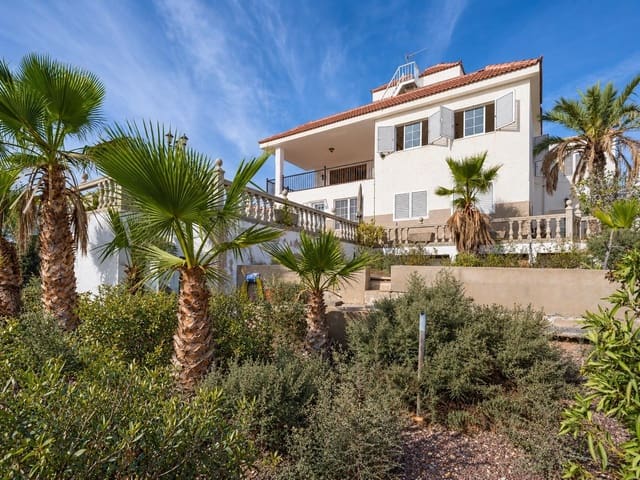 5 sypialnia Willa na sprzedaż w Montaña la Data, San Bartolomé de Tirajana z basenem garażem - 750 000 € (Ref: 10173882)