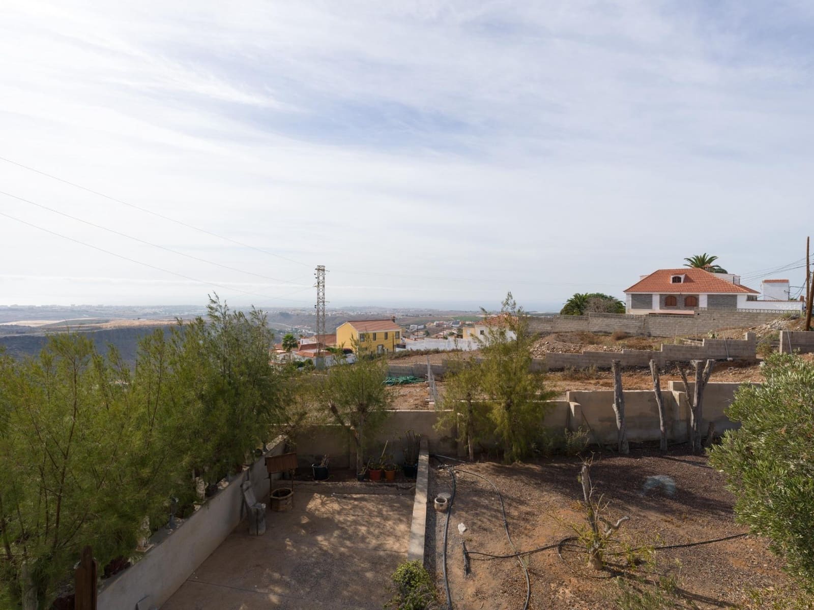 5 bedroom Villa for sale in Montana la Data with pool garage - € 750,000 (Ref: 10173882)