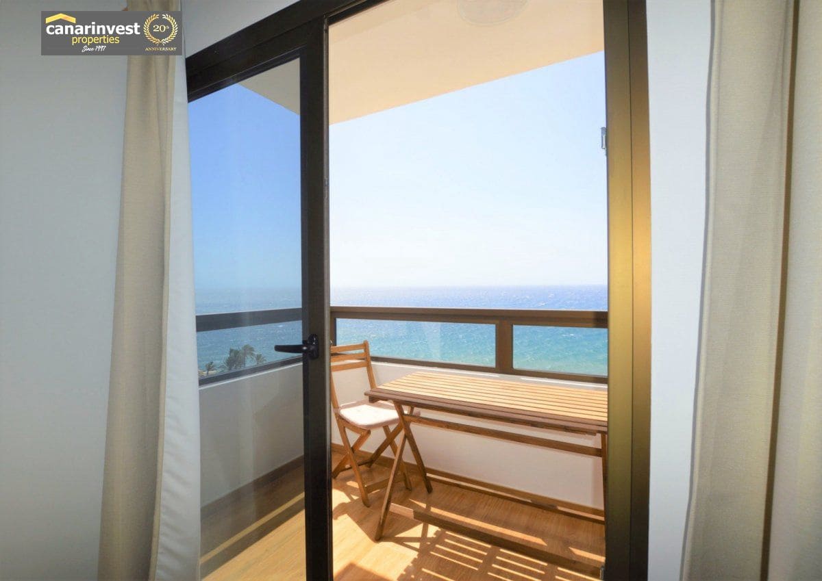 Apartamento de 1 habitación en Playa del Aguila en alquiler con piscina - 1.000 € (Ref: 4297306)