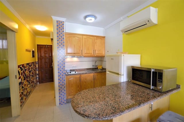 Appartement de 1 chambre à louer à Playa del Inglés, San Bartolomé de Tirajana avec piscine - 1 100 € (Ref: 4464088)