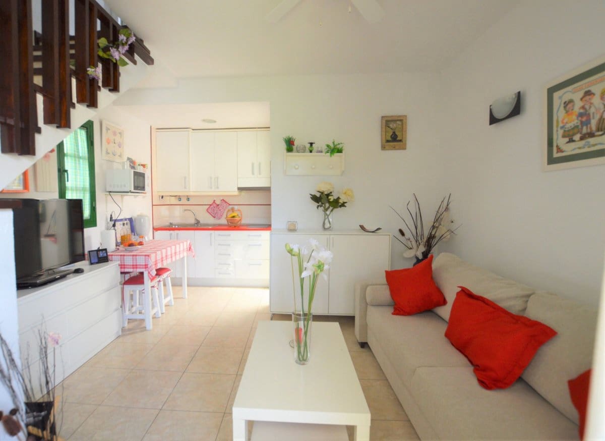 1 soverom Leilighet til leie i Campo Internacional med svømmebasseng - € 900 (Ref: 4663890)