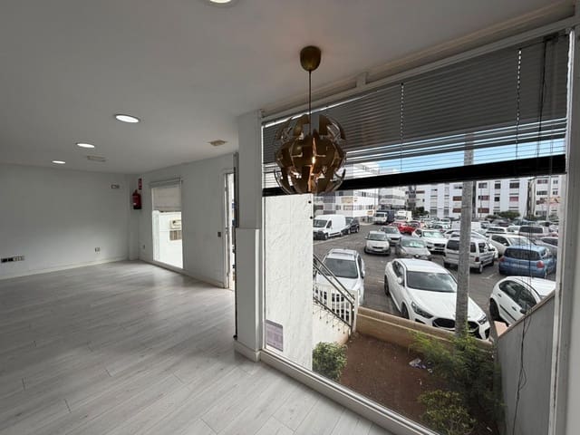 Gewerbe zu vermieten in San Bartolomé de Tirajana - 720 € (Ref: 5307336)