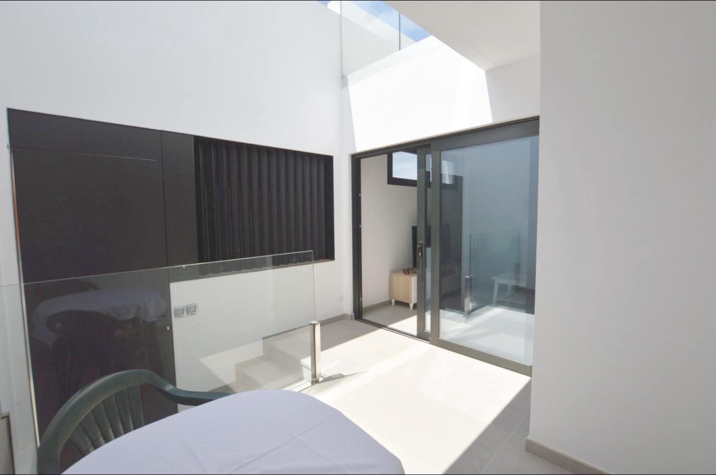 Appartement de 2 chambres à louer à San Bartolome de Tirajana - 1 050 € (Ref: 6265010)