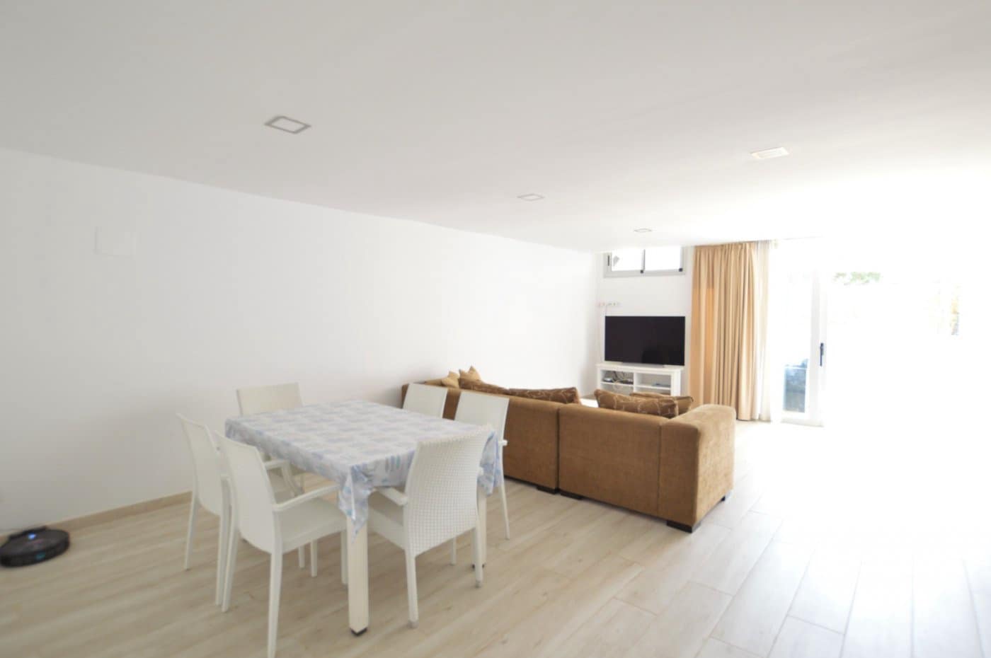 2 soveværelse Lejlighed til leje i San Agustin med swimmingpool - € 1.500 (Ref: 6306708)