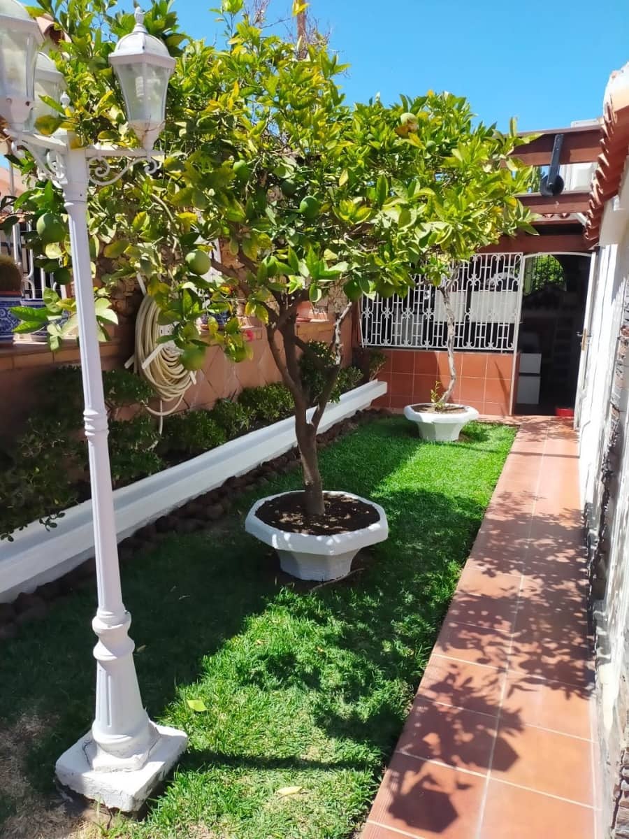 3 soveværelse Villa til leje i Playa del Ingles med swimmingpool - € 2.500 (Ref: 6382220)