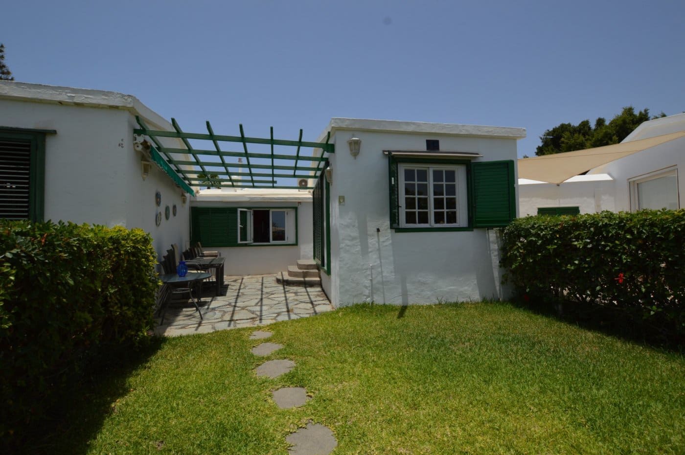 Bungalow de 4 chambres à louer à Campo Internacional avec piscine - 1 800 € (Ref: 7006230)