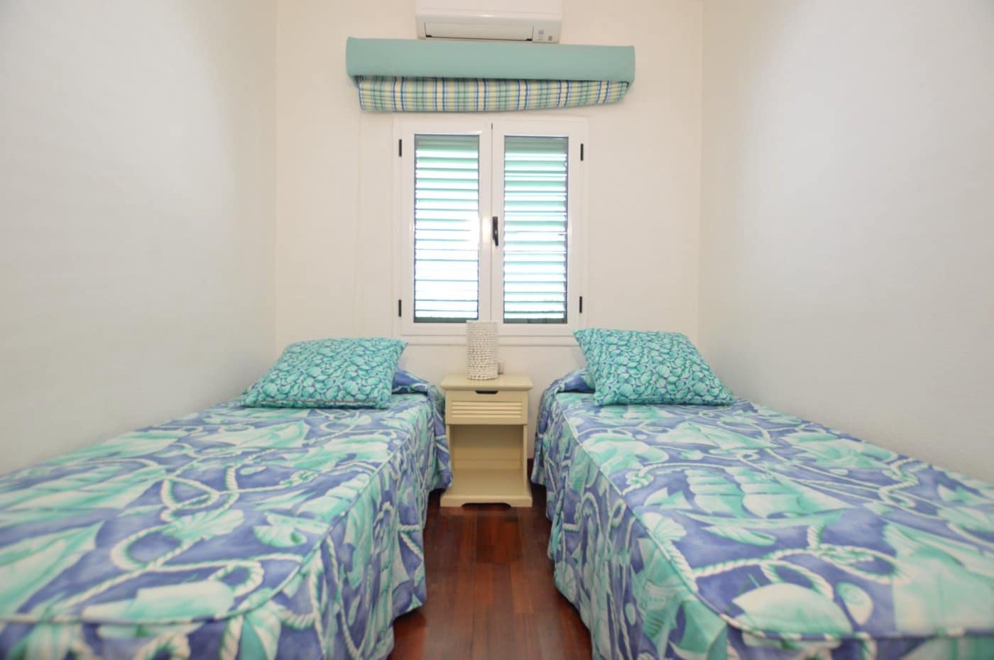 Bungalow de 4 chambres à louer à Campo Internacional avec piscine - 1 800 € (Ref: 7006230)