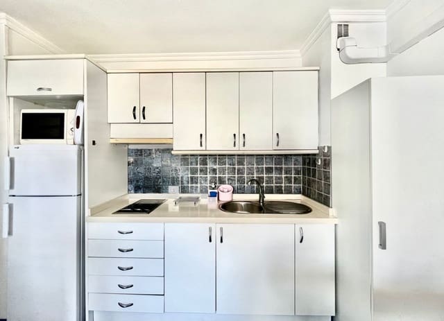 2 camera da letto Appartamento da affittare in Puerto Rico, Mogán con piscina - 900 € (Rif: 7066675)