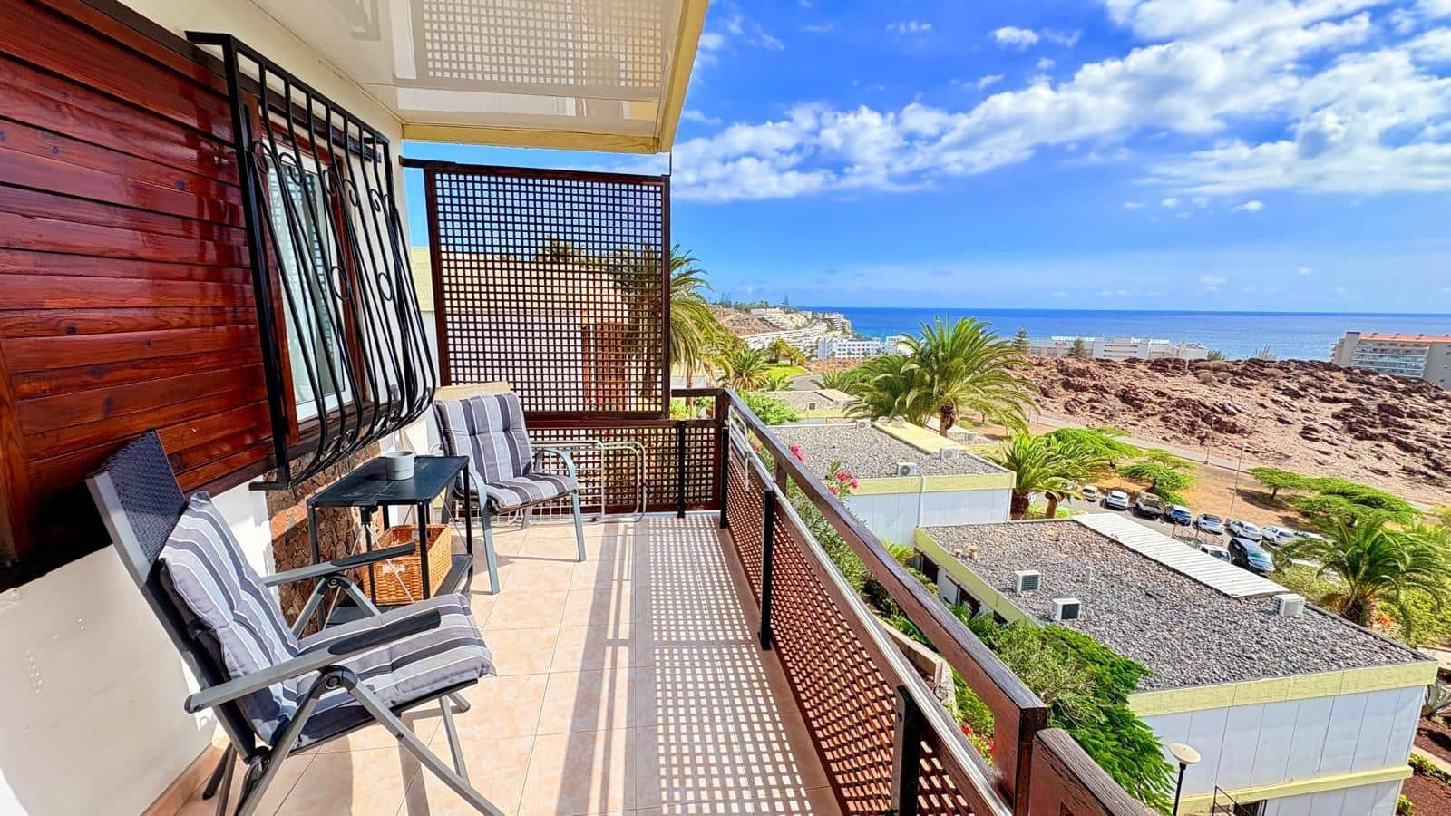 2 quarto Bungalow para arrendar em San Agustin com piscina - 1 900 € (Ref: 7115718)