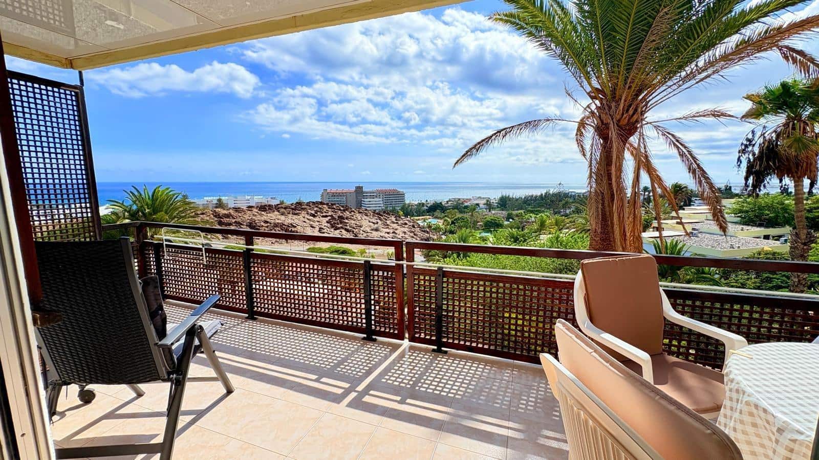 2 quarto Bungalow para arrendar em San Agustin com piscina - 1 900 € (Ref: 7115718)