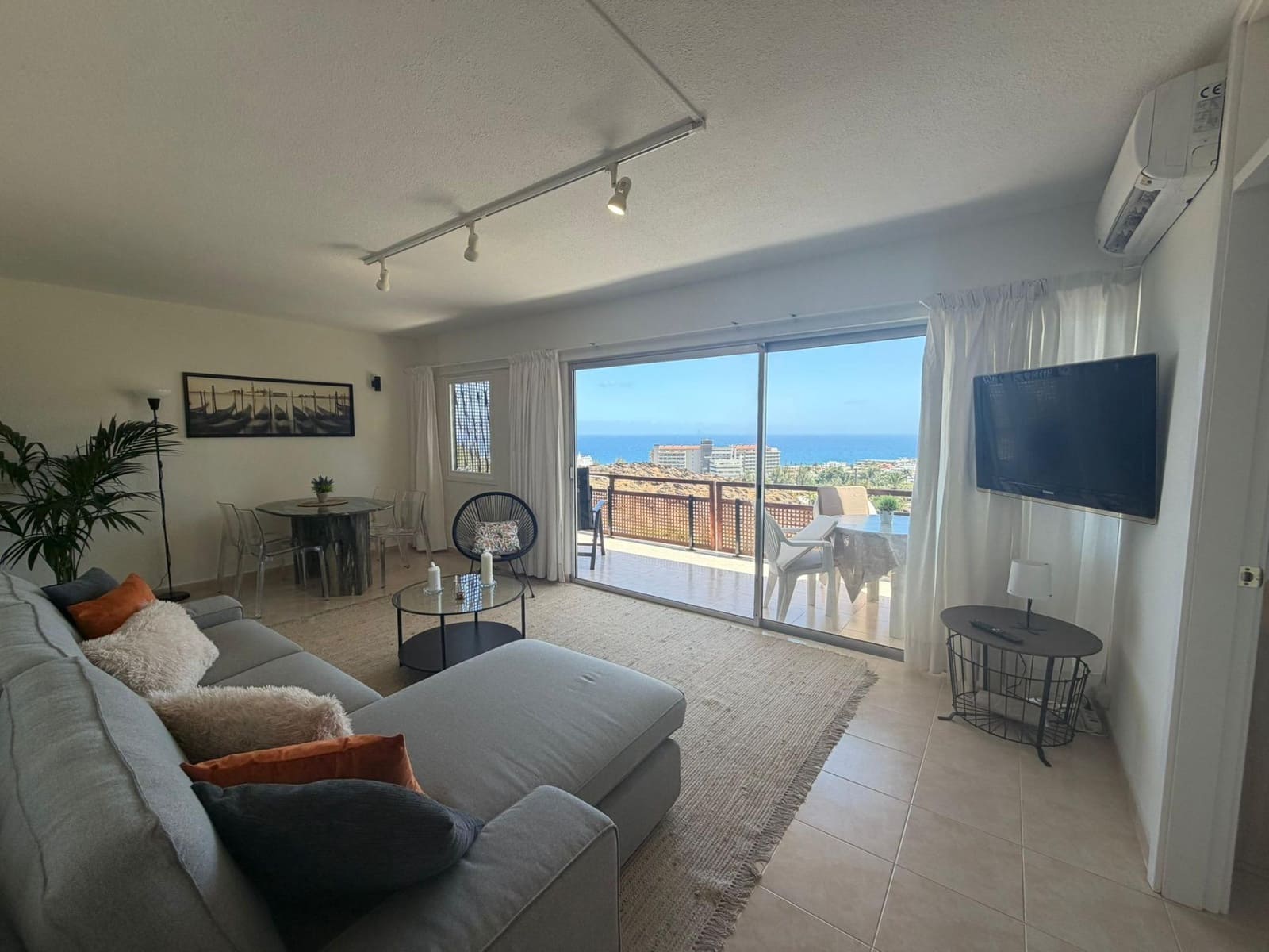 2 quarto Bungalow para arrendar em San Agustin com piscina - 1 900 € (Ref: 7115718)