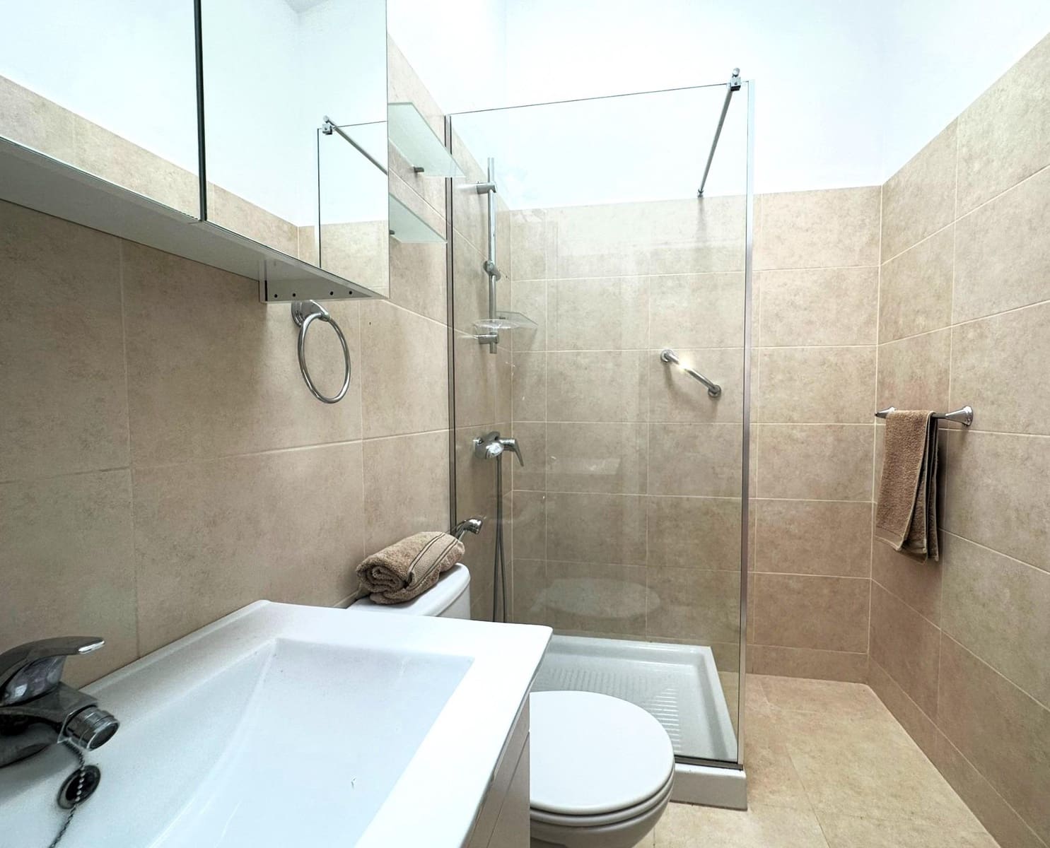 2 slaapkamer Bungalow te huur in Playa del Ingles met zwembad - € 1.700 (Ref: 7916374)