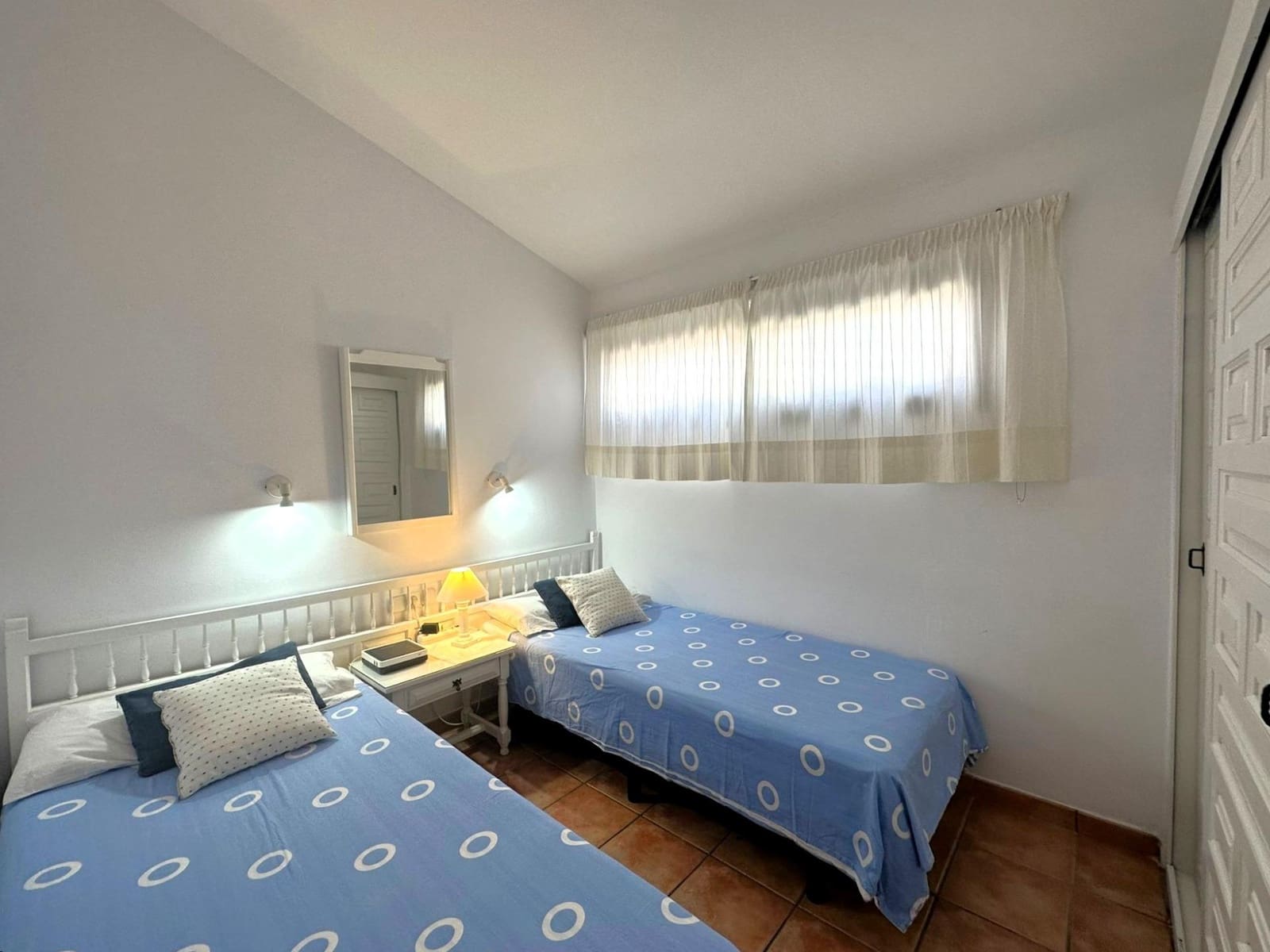 2 slaapkamer Bungalow te huur in Playa del Ingles met zwembad - € 1.700 (Ref: 7916374)