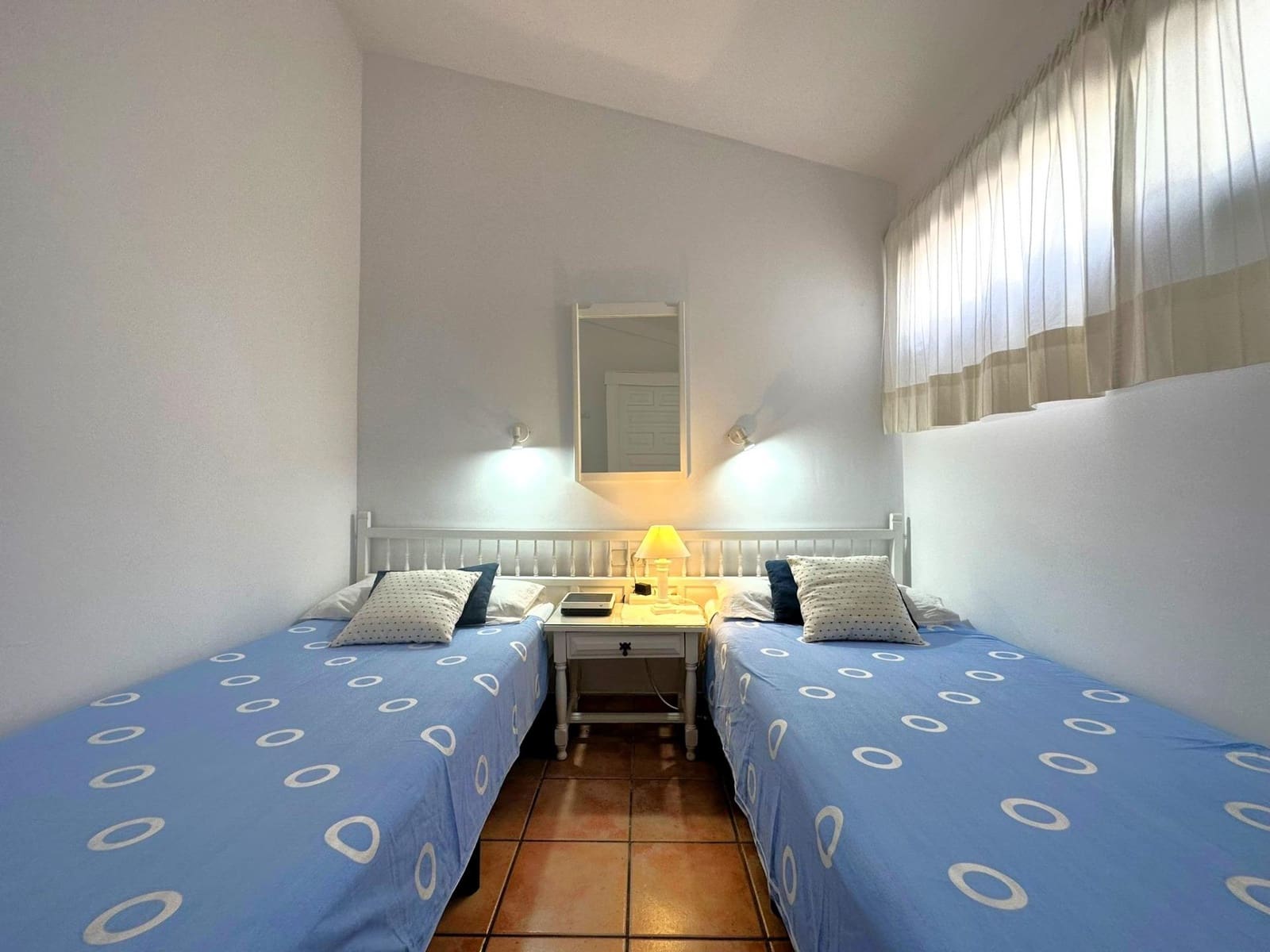 2 slaapkamer Bungalow te huur in Playa del Ingles met zwembad - € 1.700 (Ref: 7916374)