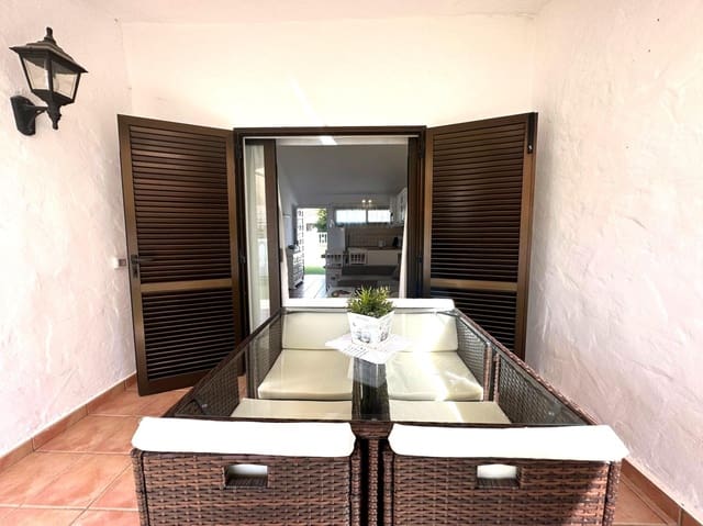 2 slaapkamer Bungalow te huur in Playa del Inglés, San Bartolomé de Tirajana met zwembad - € 1.700 (Ref: 7916374)