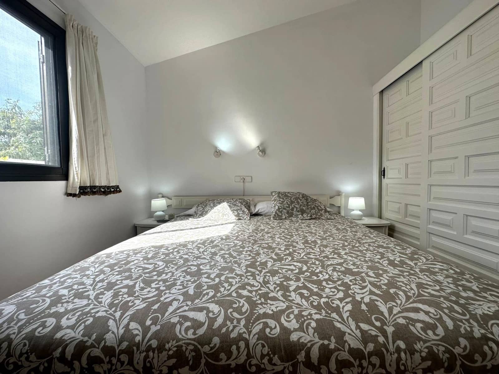 2 slaapkamer Bungalow te huur in Playa del Ingles met zwembad - € 1.700 (Ref: 7916374)