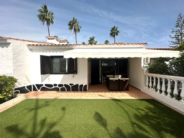 2 slaapkamer Bungalow te huur in Playa del Inglés, San Bartolomé de Tirajana met zwembad - € 1.700 (Ref: 7916374)