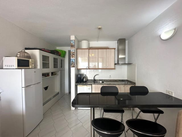 1 makuuhuone Huoneisto vuokrattavana paikassa Puerto Rico, Mogán mukana uima-altaan - 1 300 € (Ref: 7948528)