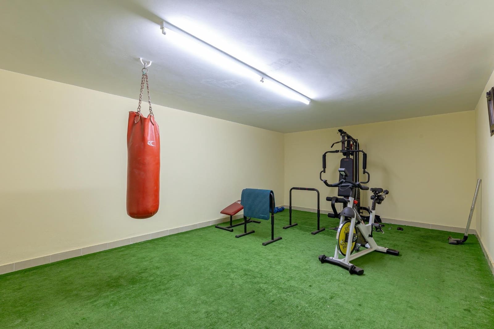 7 slaapkamer Villa te koop in Sonneland met zwembad garage - € 3.500.000 (Ref: 8028576)