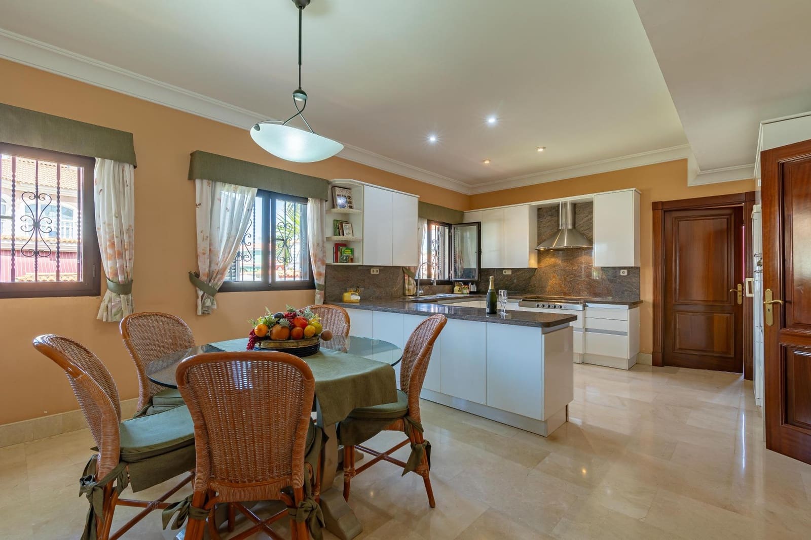 7 camera da letto Villa in vendita in Sonneland con piscina garage - 3.500.000 € (Rif: 8028576)