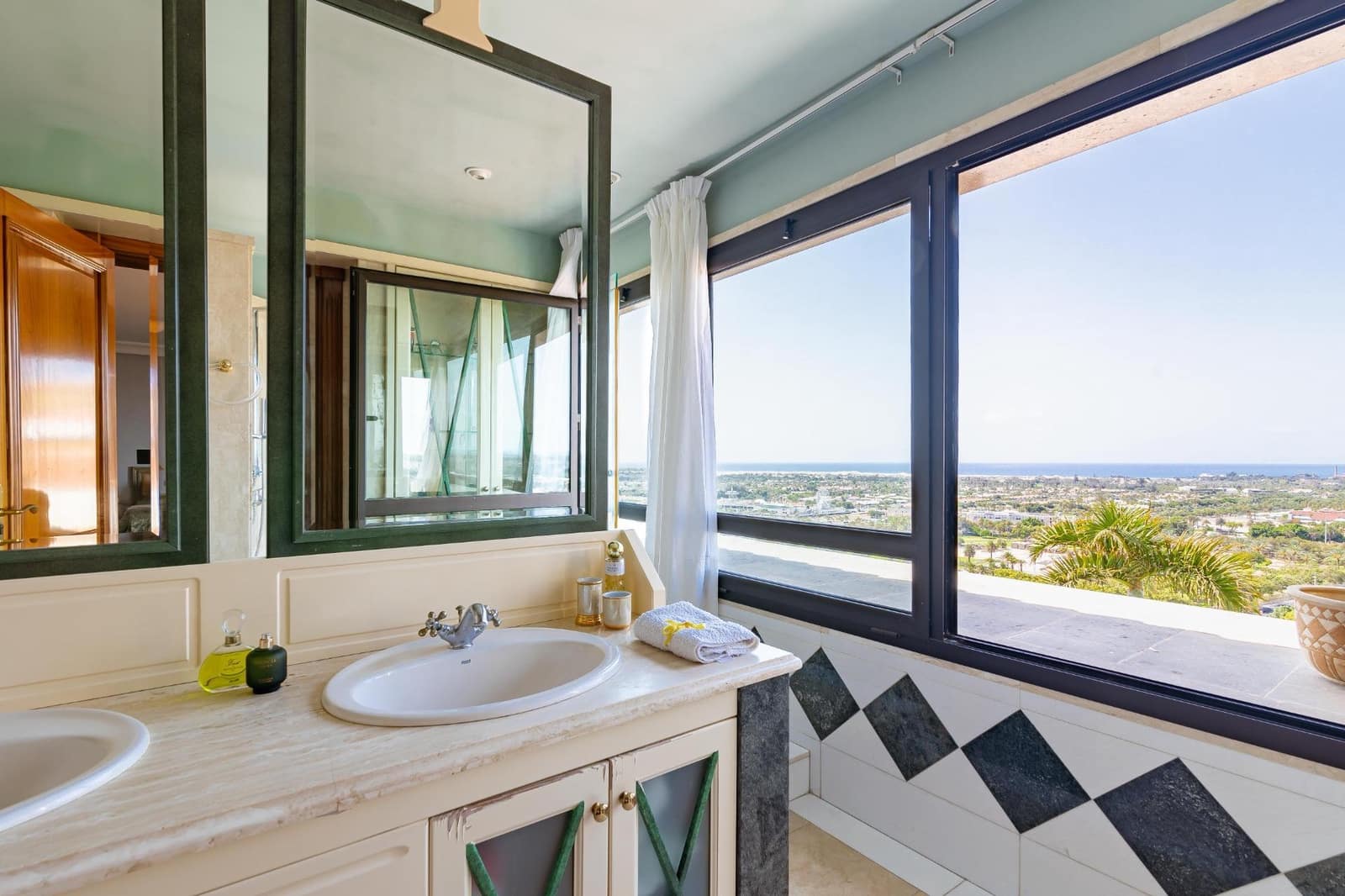 7 camera da letto Villa in vendita in Sonneland con piscina garage - 3.500.000 € (Rif: 8028576)