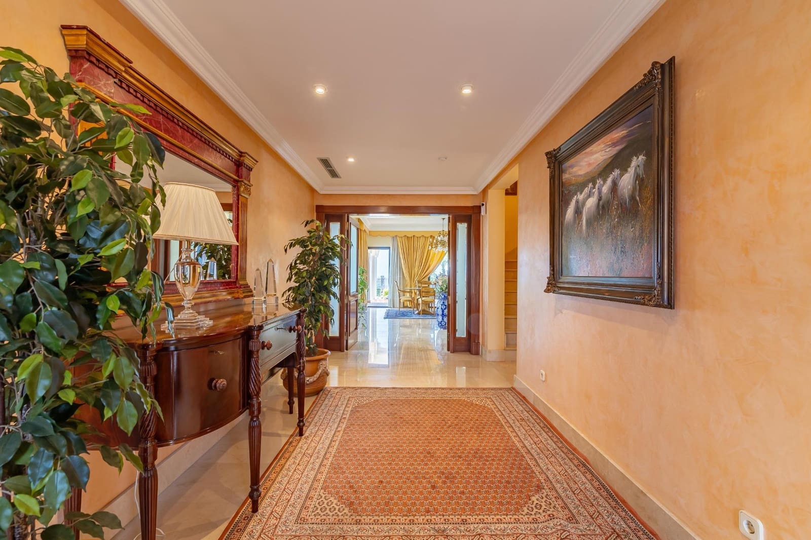 7 soverom Villa til salgs i Sonneland med svømmebasseng garasje - € 3 500 000 (Ref: 8028576)