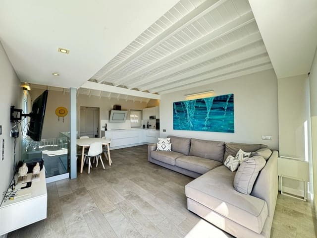 3 makuuhuone Bungalow vuokrattavana paikassa Campo Internacional, San Bartolomé de Tirajana mukana uima-altaan - 2 800 € (Ref: 8131326)