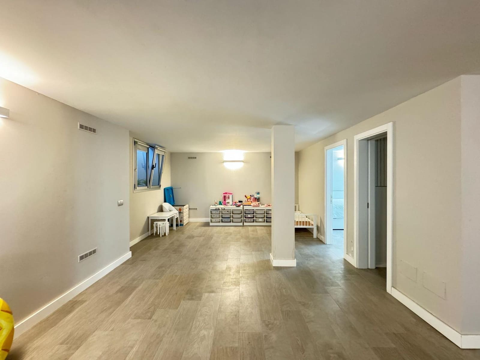 3 soveværelse Bungalow til leje i Campo Internacional med swimmingpool - € 2.800 (Ref: 8131326)