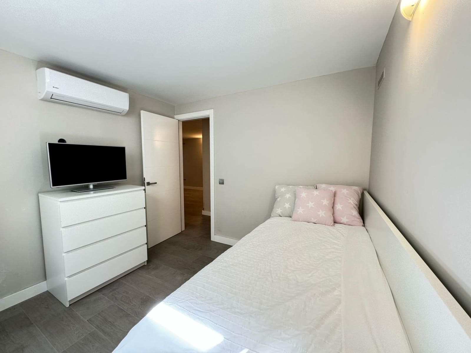 3 soveværelse Bungalow til leje i Campo Internacional med swimmingpool - € 2.800 (Ref: 8131326)