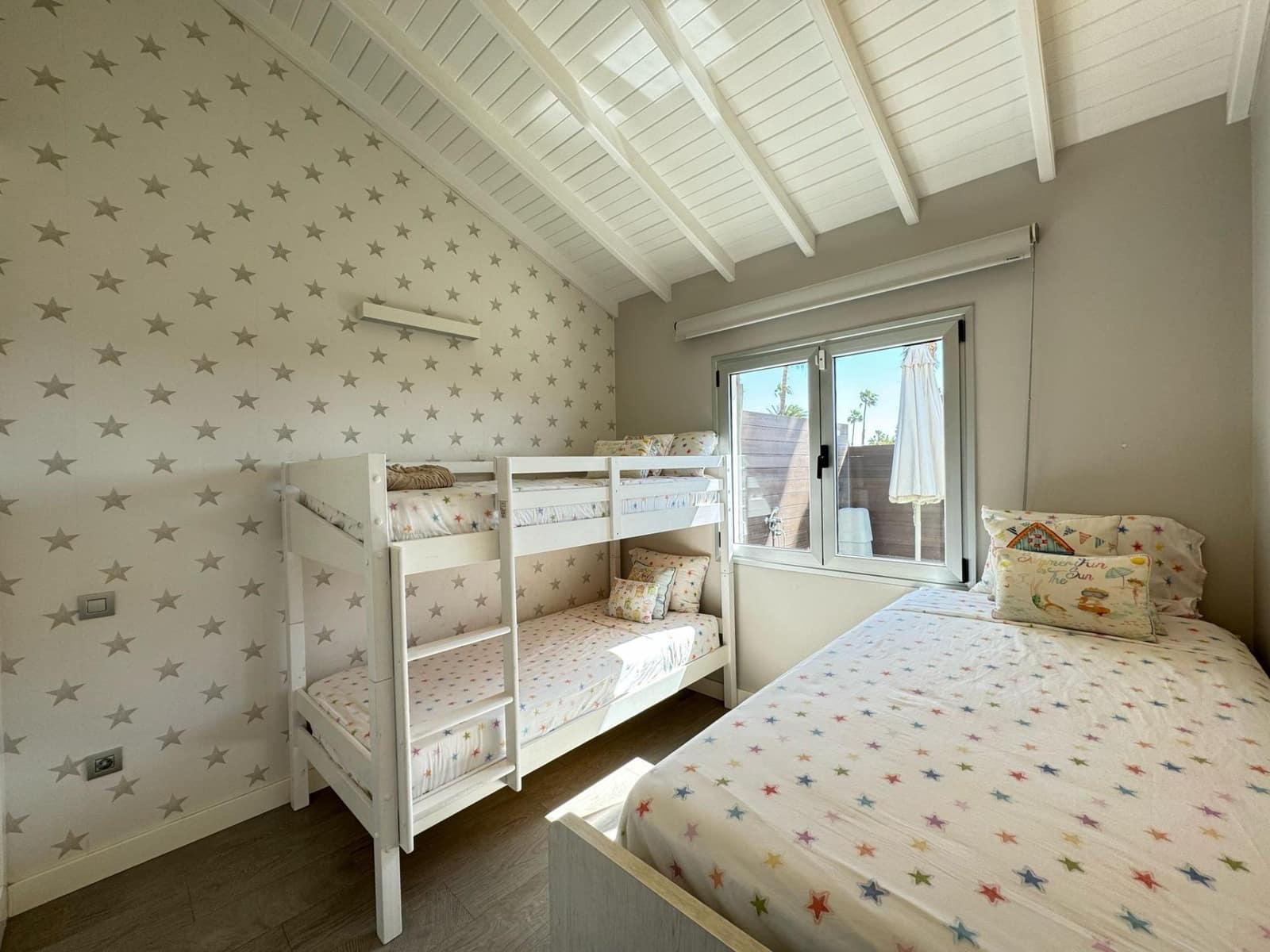 3 makuuhuone Bungalow vuokrattavana paikassa Campo Internacional mukana uima-altaan - 2 800 € (Ref: 8131326)