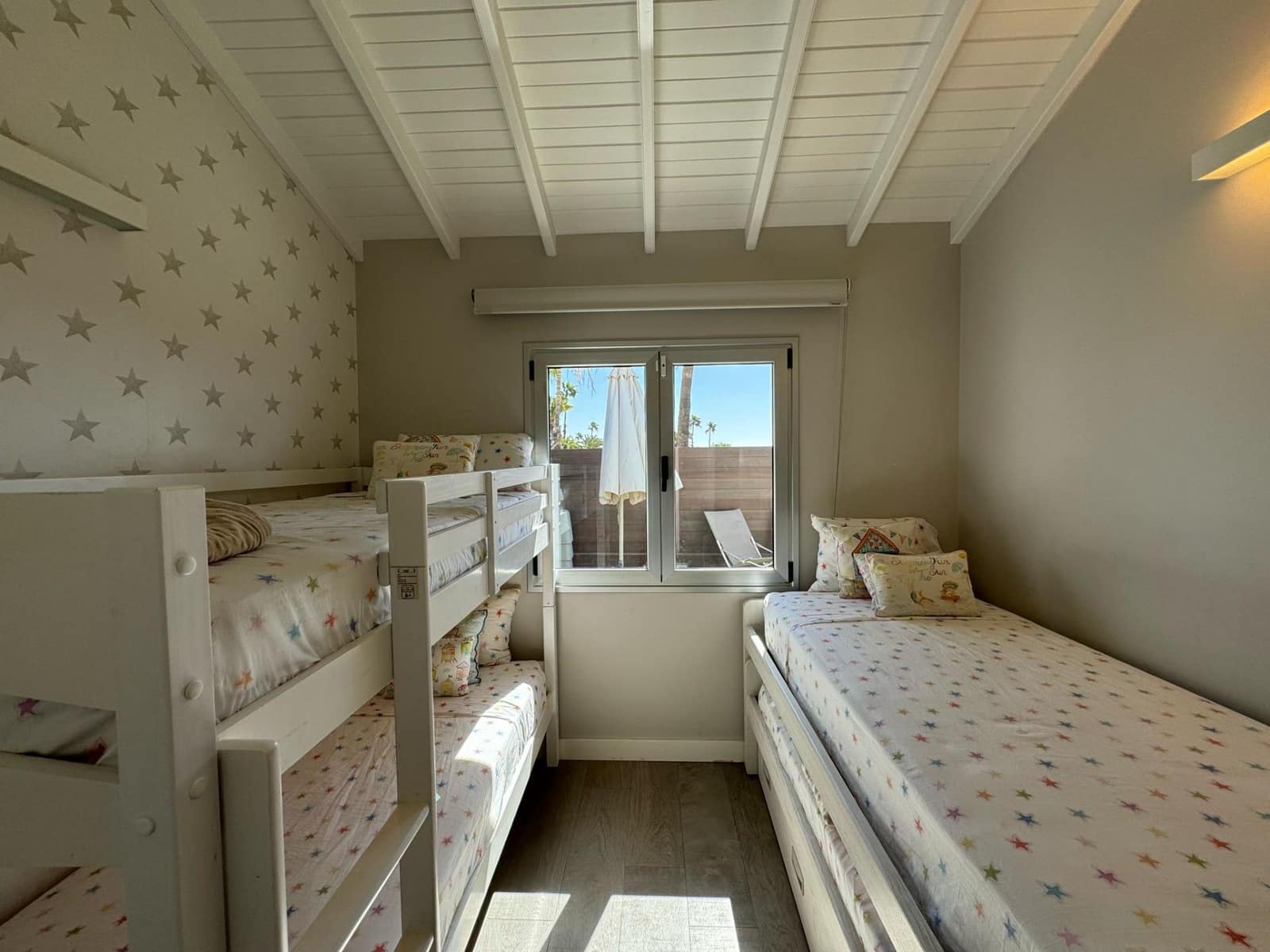 3 makuuhuone Bungalow vuokrattavana paikassa Campo Internacional mukana uima-altaan - 2 800 € (Ref: 8131326)