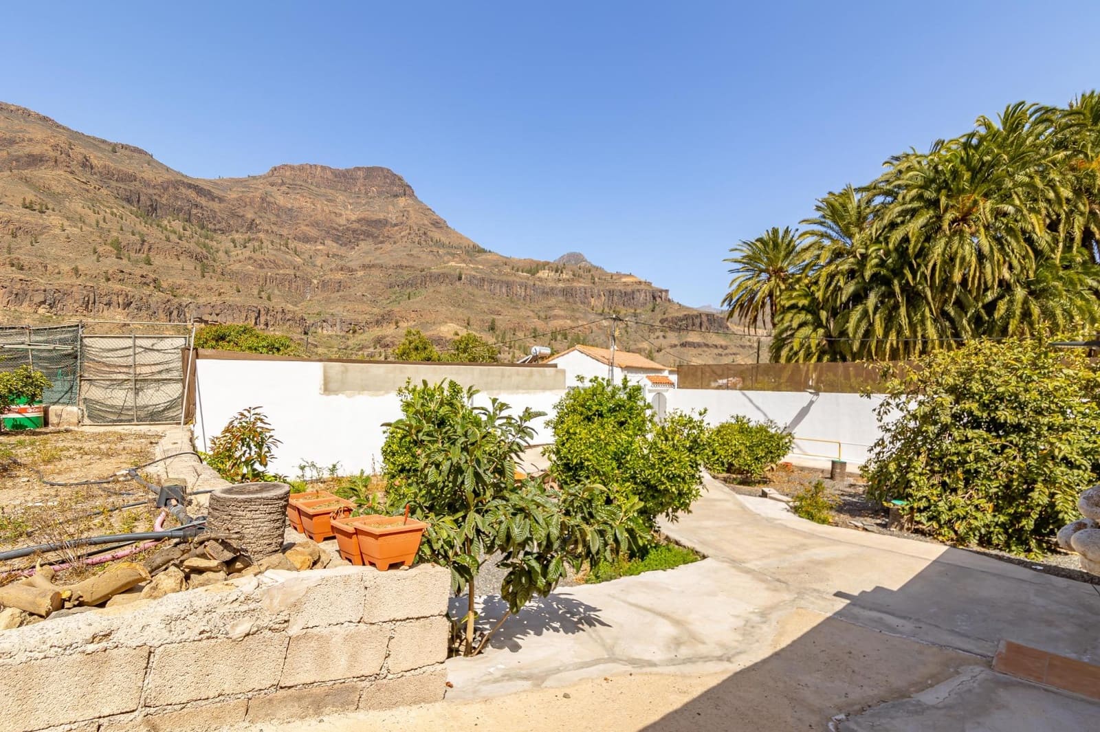 6 bedroom Finca/Country House for sale in Fataga - € 399,000 (Ref: 8213518)