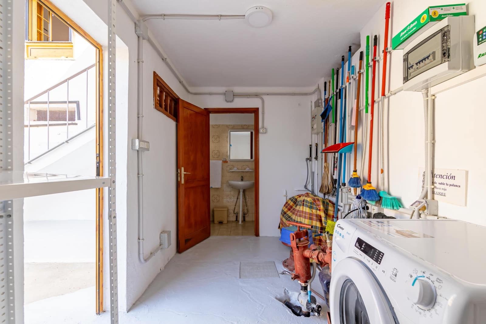 6 bedroom Finca/Country House for sale in Fataga - € 399,000 (Ref: 8213518)