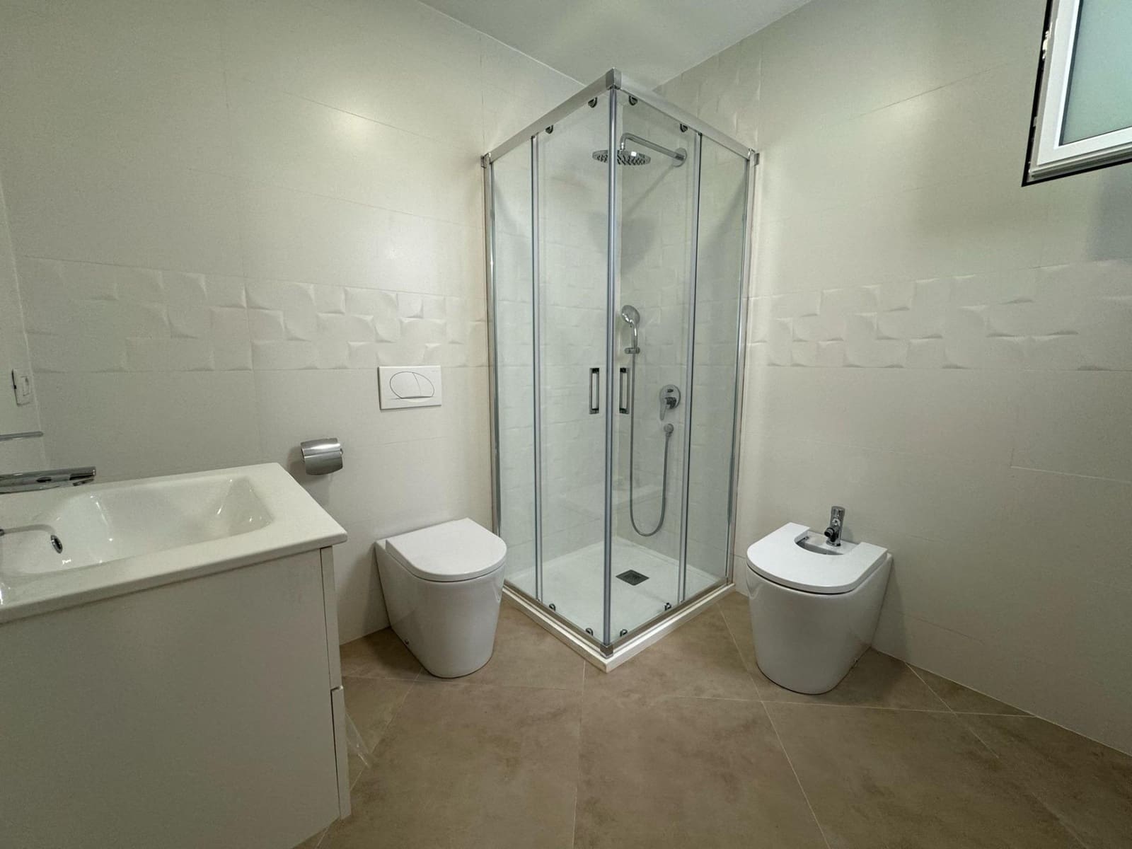 1 bedroom Apartment for rent in San Bartolome de Tirajana - € 900 (Ref: 8337835)