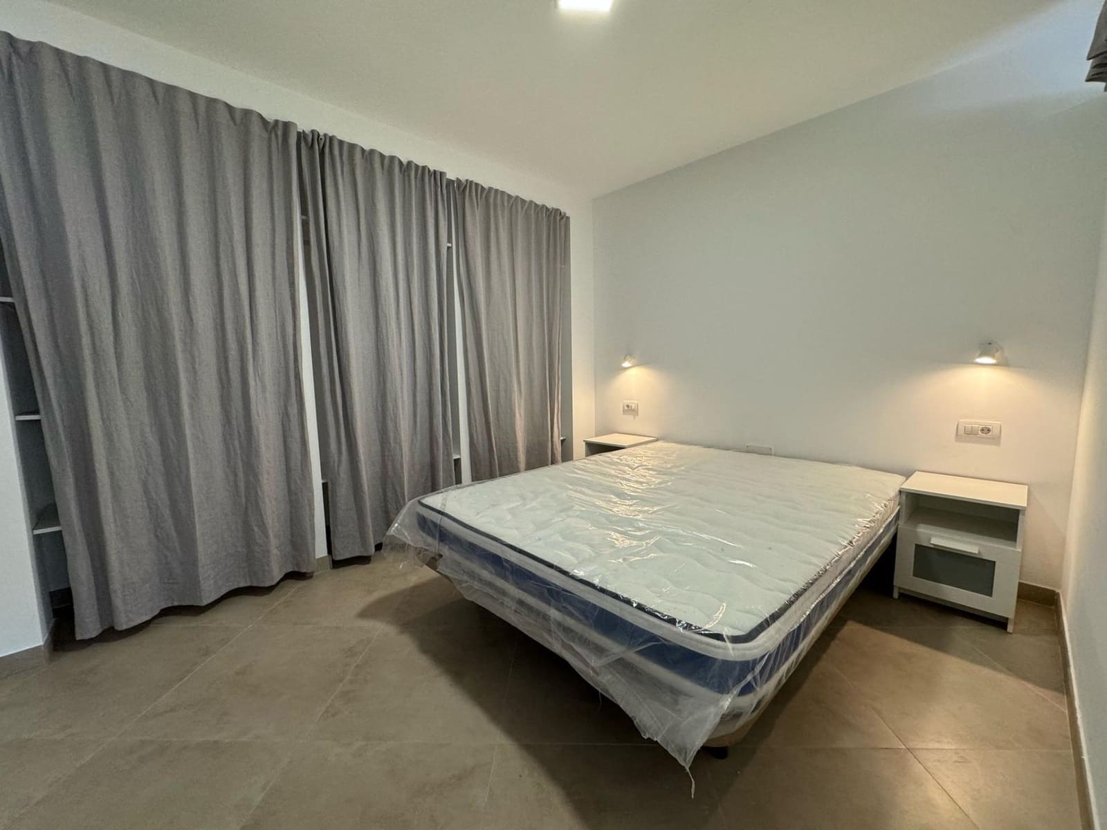 1 bedroom Apartment for rent in San Bartolome de Tirajana - € 900 (Ref: 8337835)